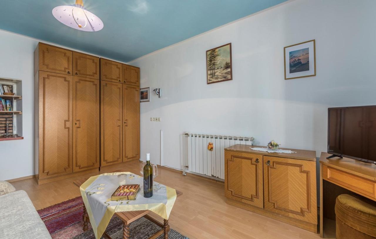 Apartments Ulika Цервар-Порат Экстерьер фото
